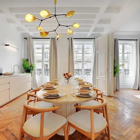 Elegant Parisian Cheney Appartamento Parigi