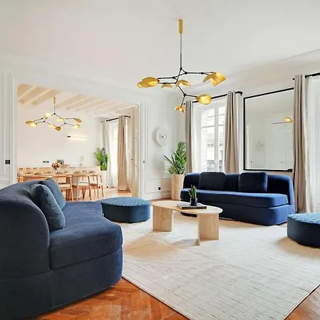 Apartment Elegant Parisian Cheney